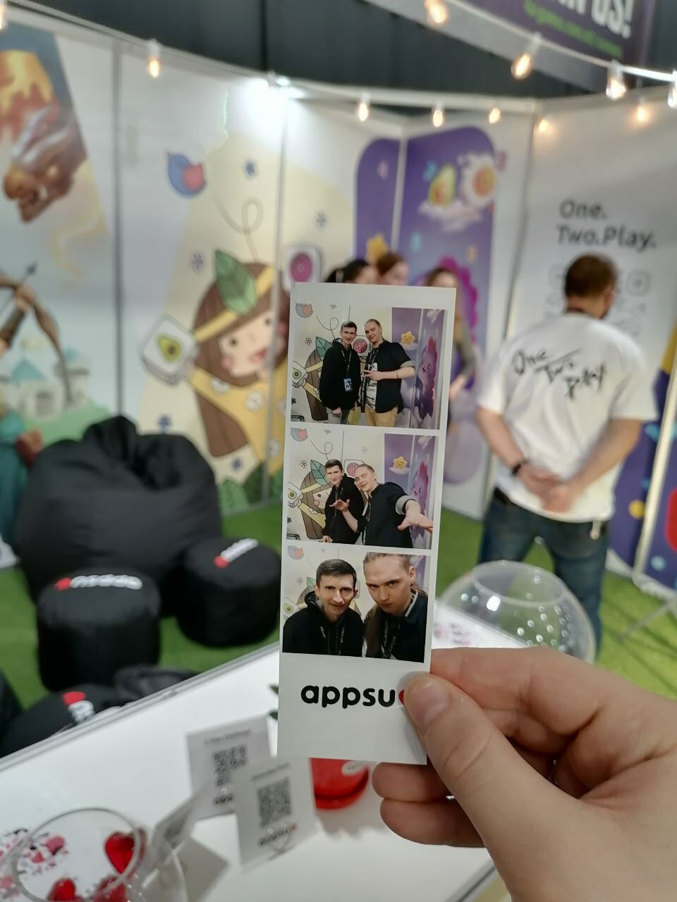Valentine Kolesnikov and Alex Marchenko taking some photos together to ...