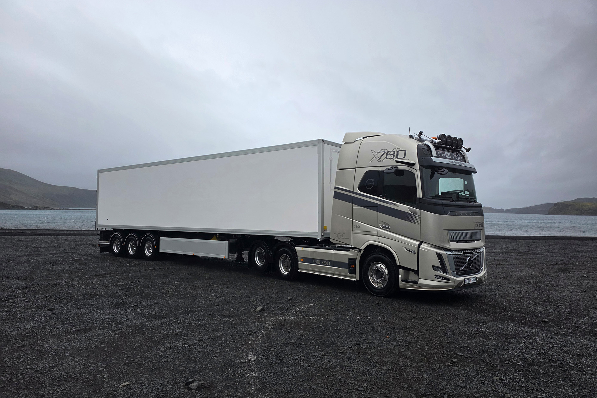 Iceland Truck Hauling